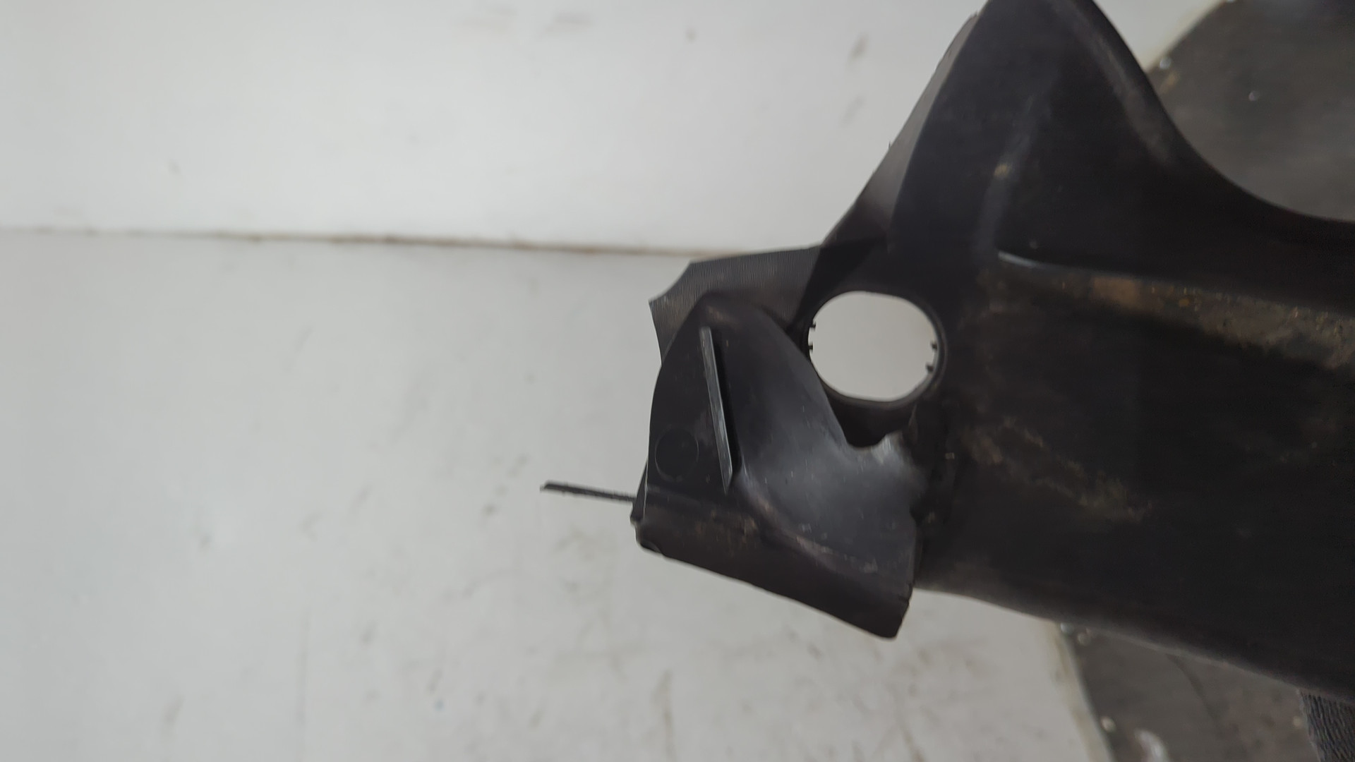 Решетка стеклоочистителей (Жабо)