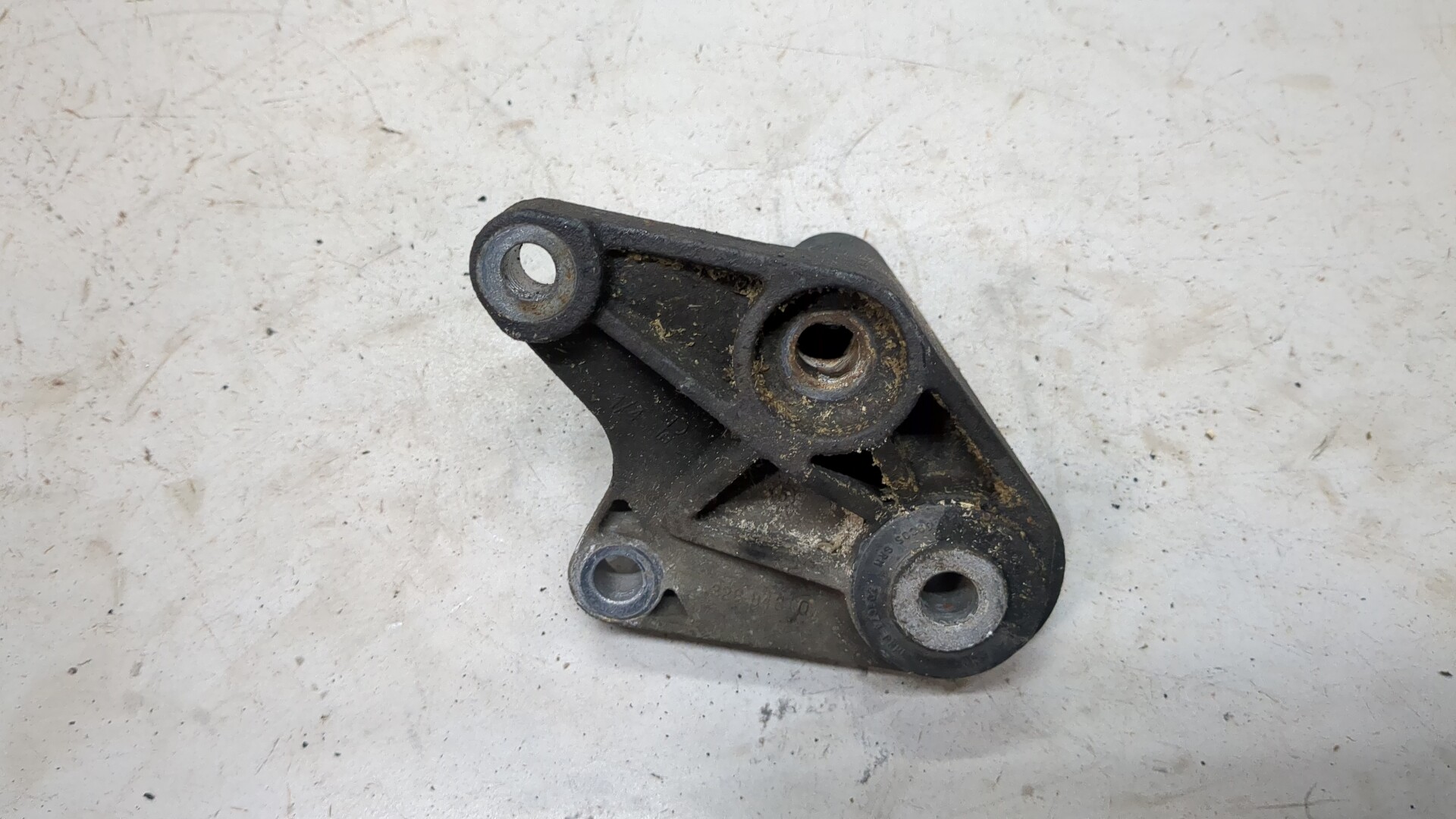 Кронштейн КПП