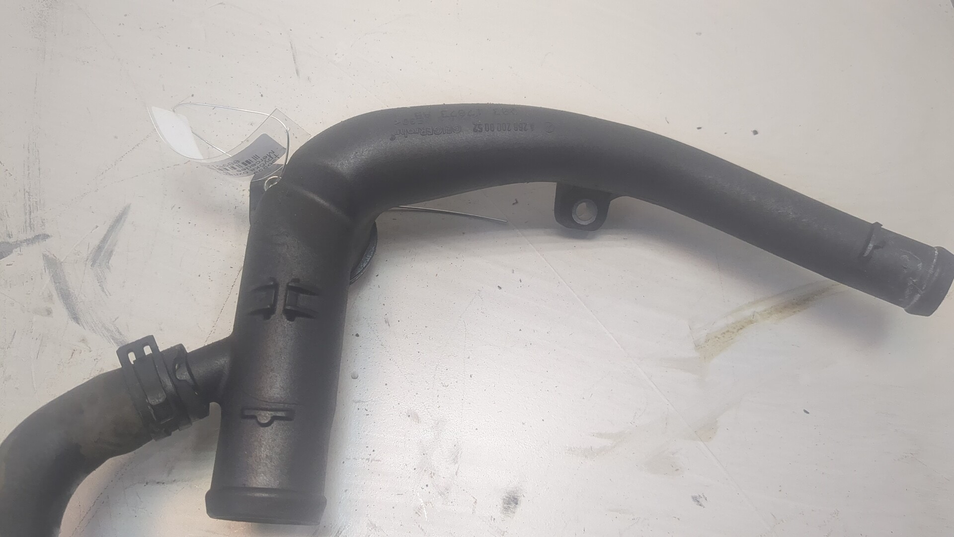 Трубка системы охлаждения