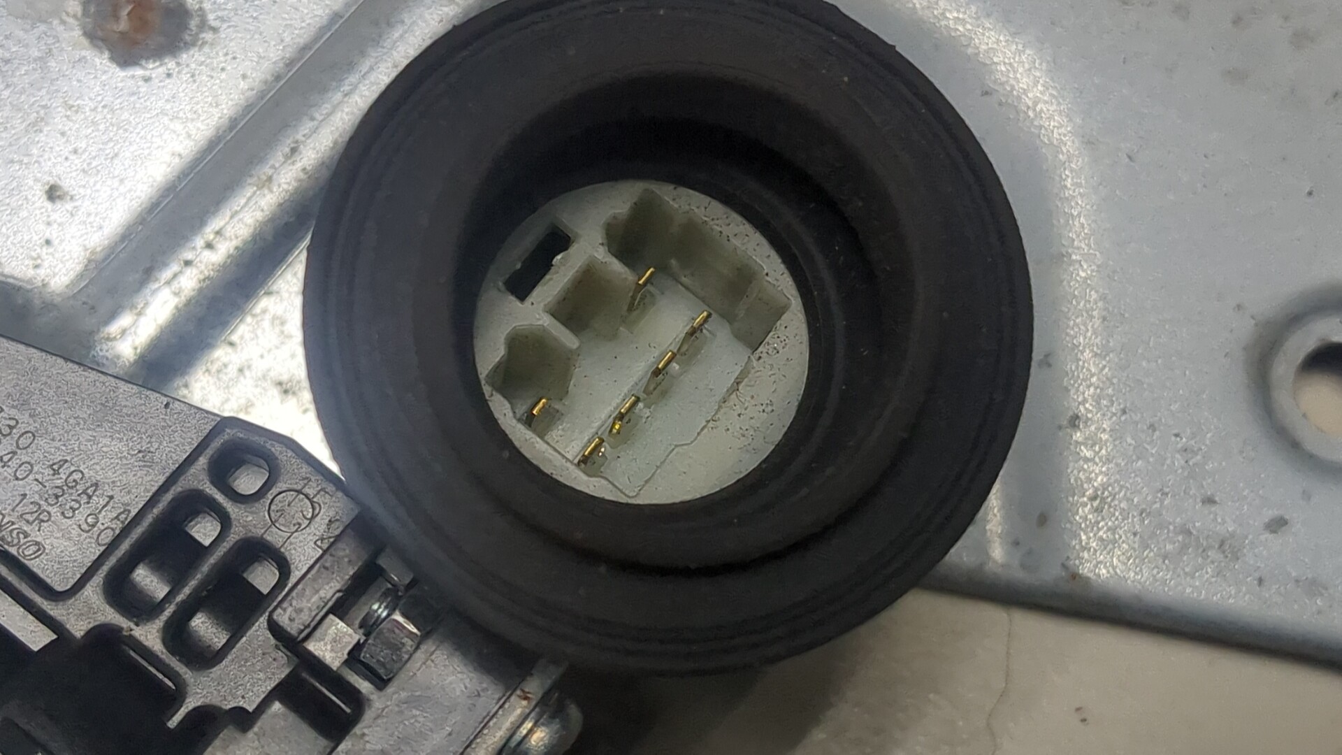 Стеклоподъемник электр. передний правый