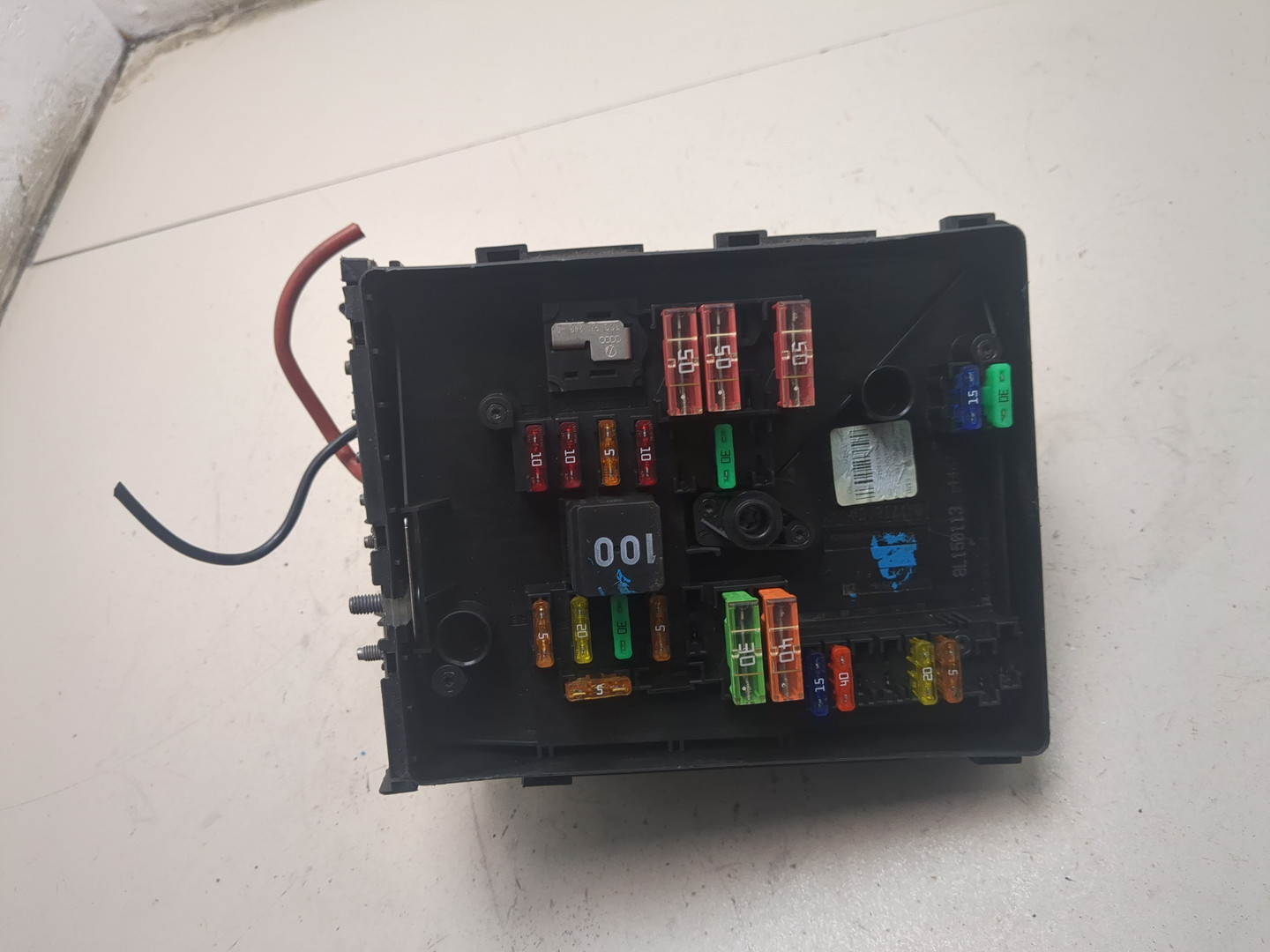 Блок предохранителей