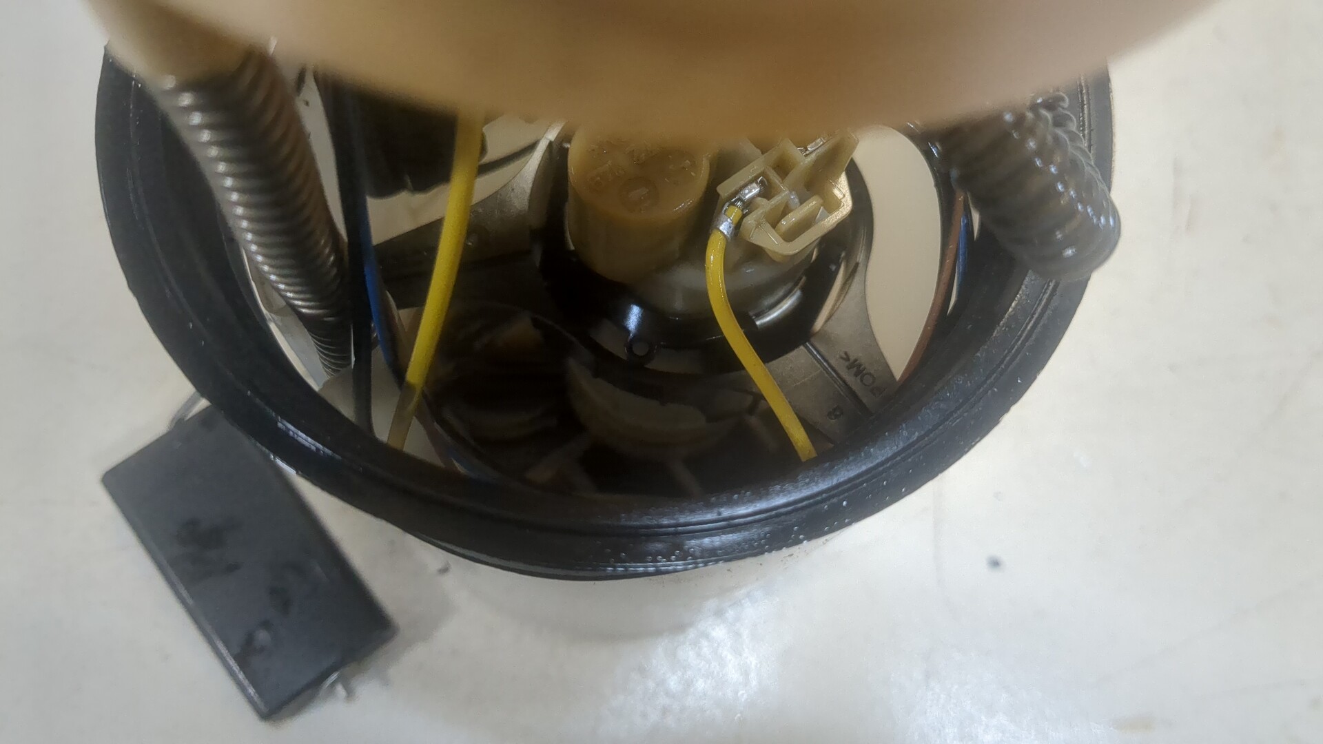 Насос топливный электрический