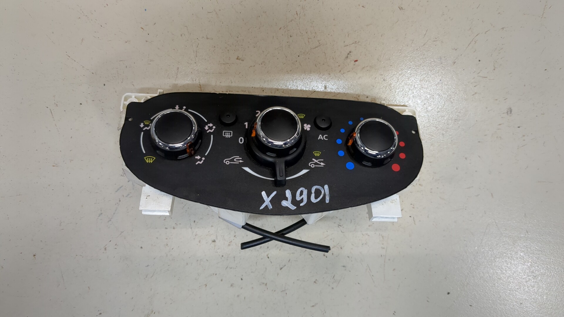 Переключатель отопителя