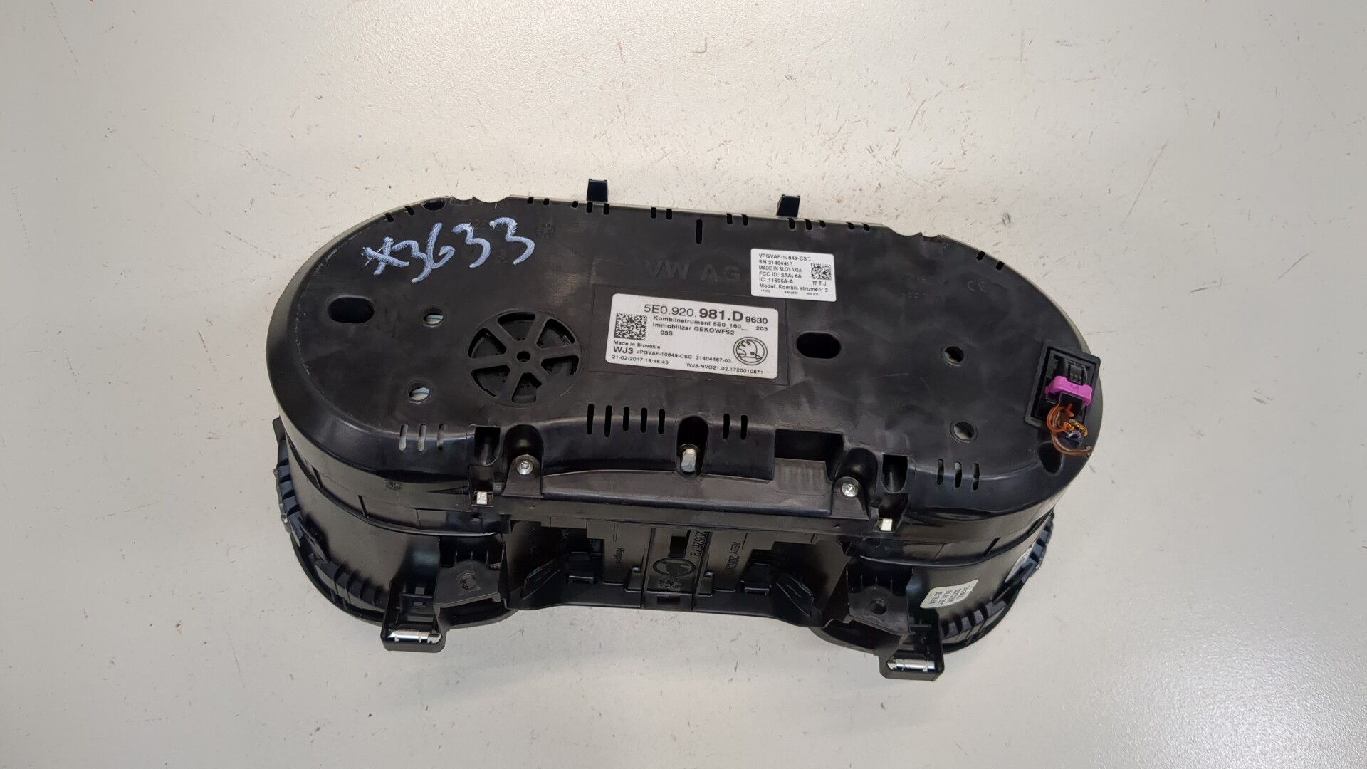 Панель приборов