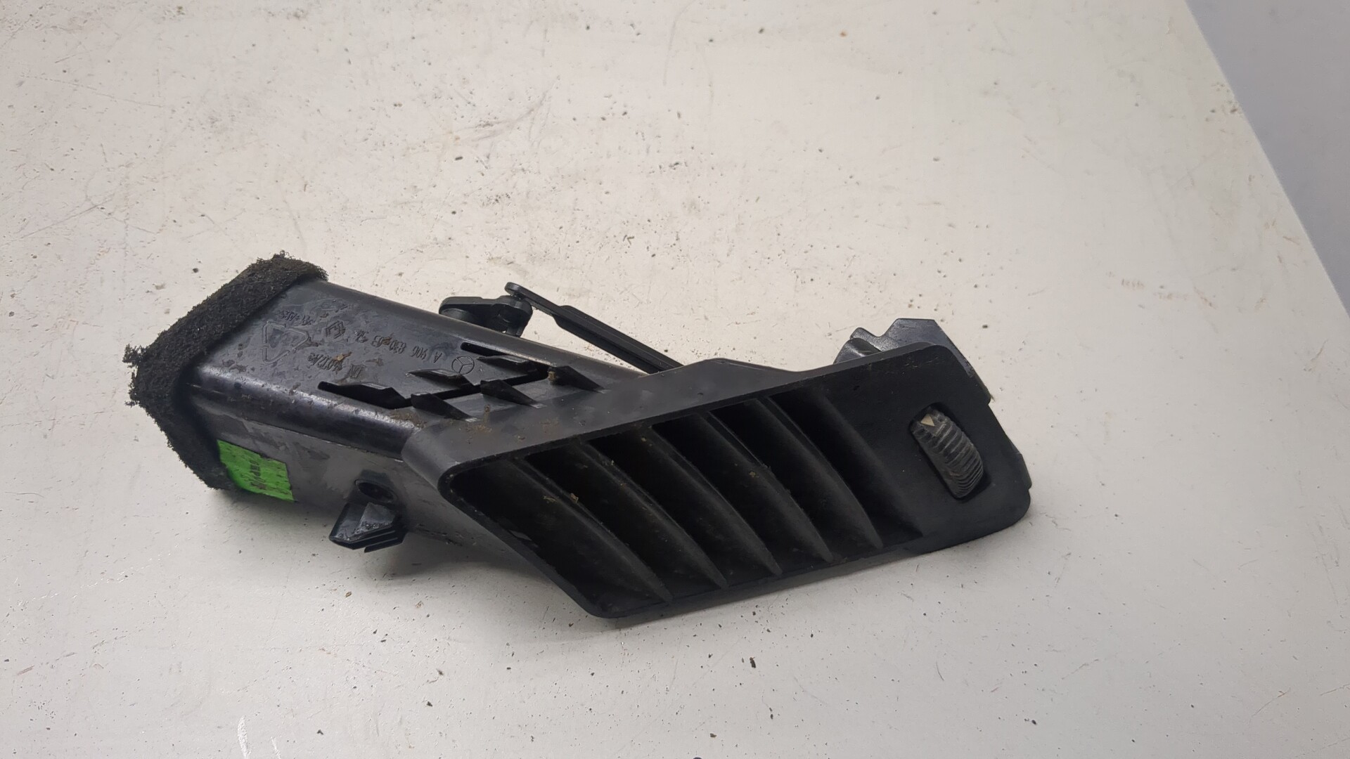 Дефлектор воздушный