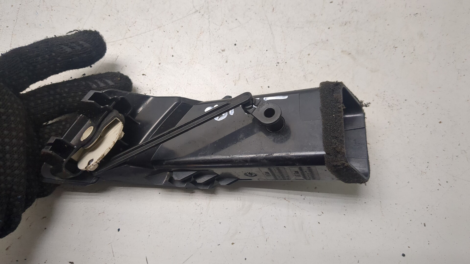 Дефлектор воздушный