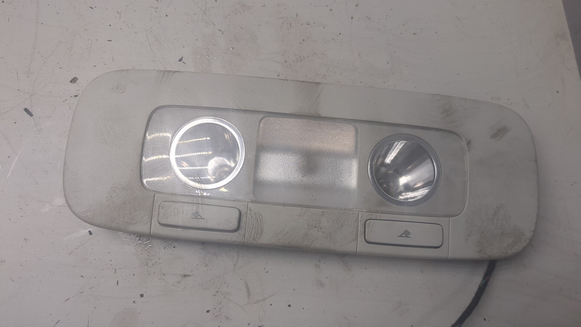 Плафон салонный