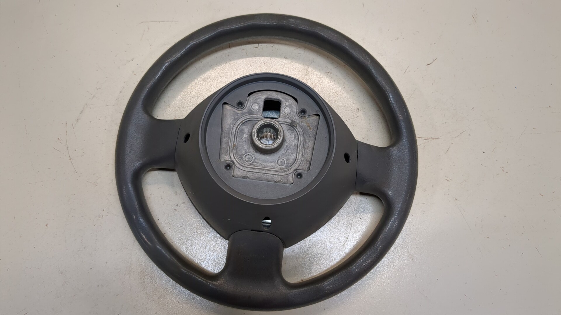 Рулевое колесо (руль)