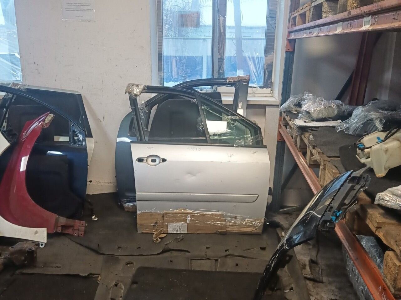 Дверь передняя правая