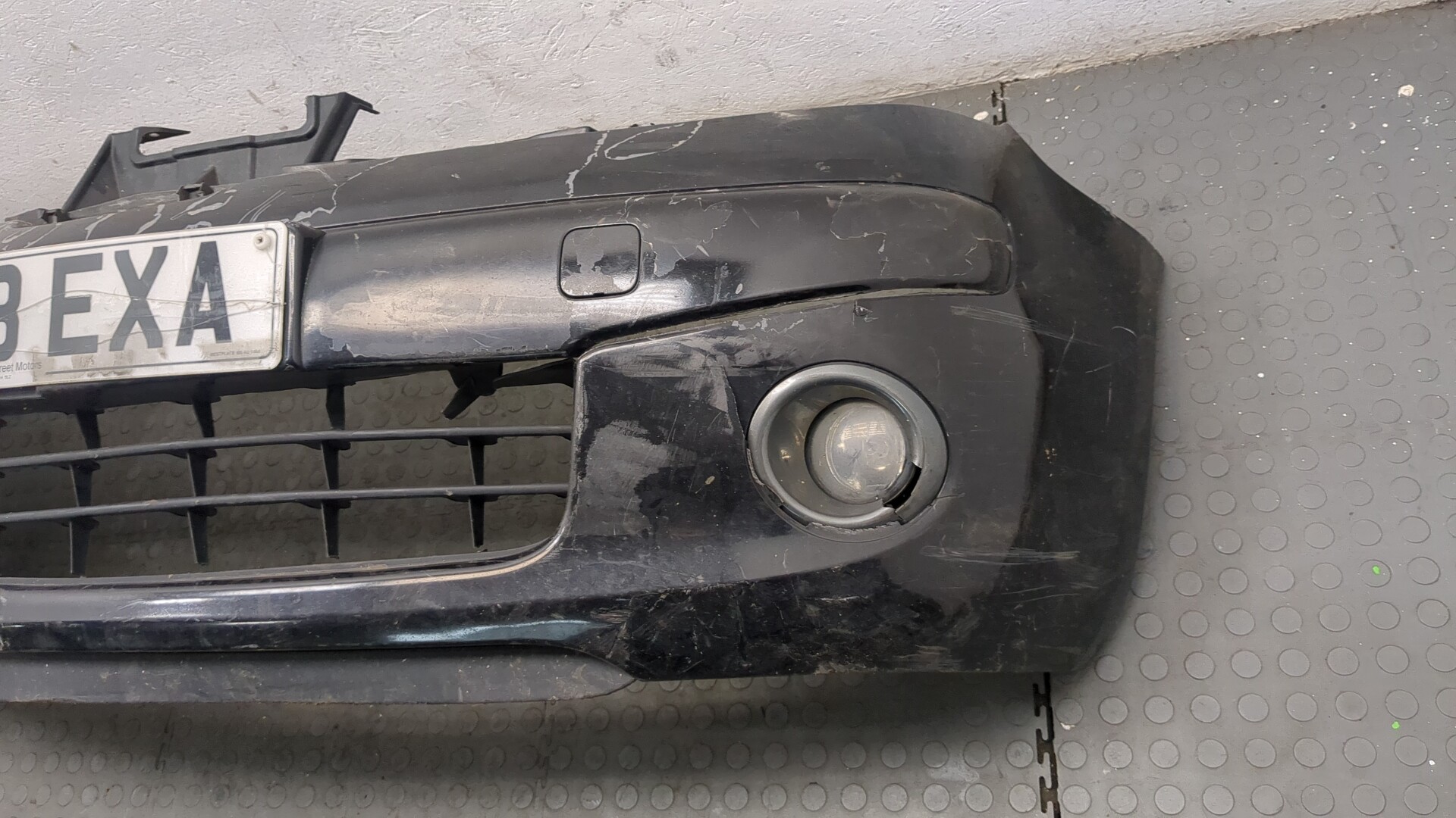 Бампер передний