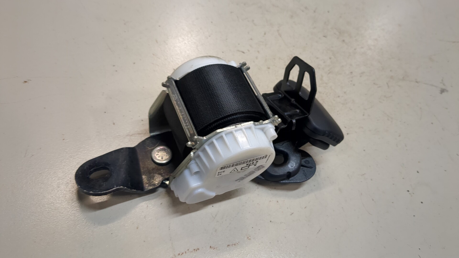 Ремень безопасности