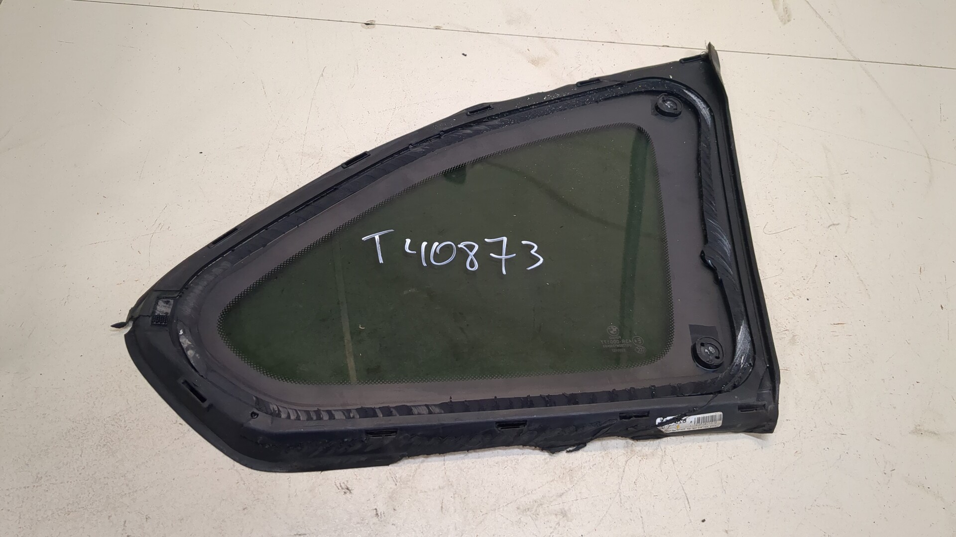 Стекло боковое