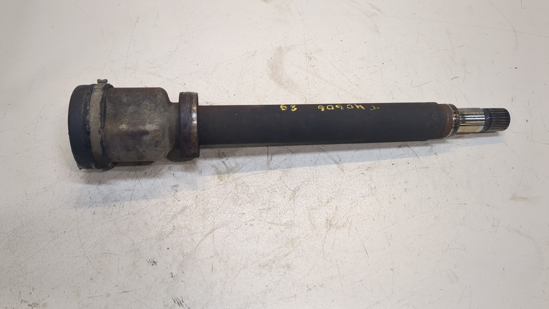 Полуось передняя правая