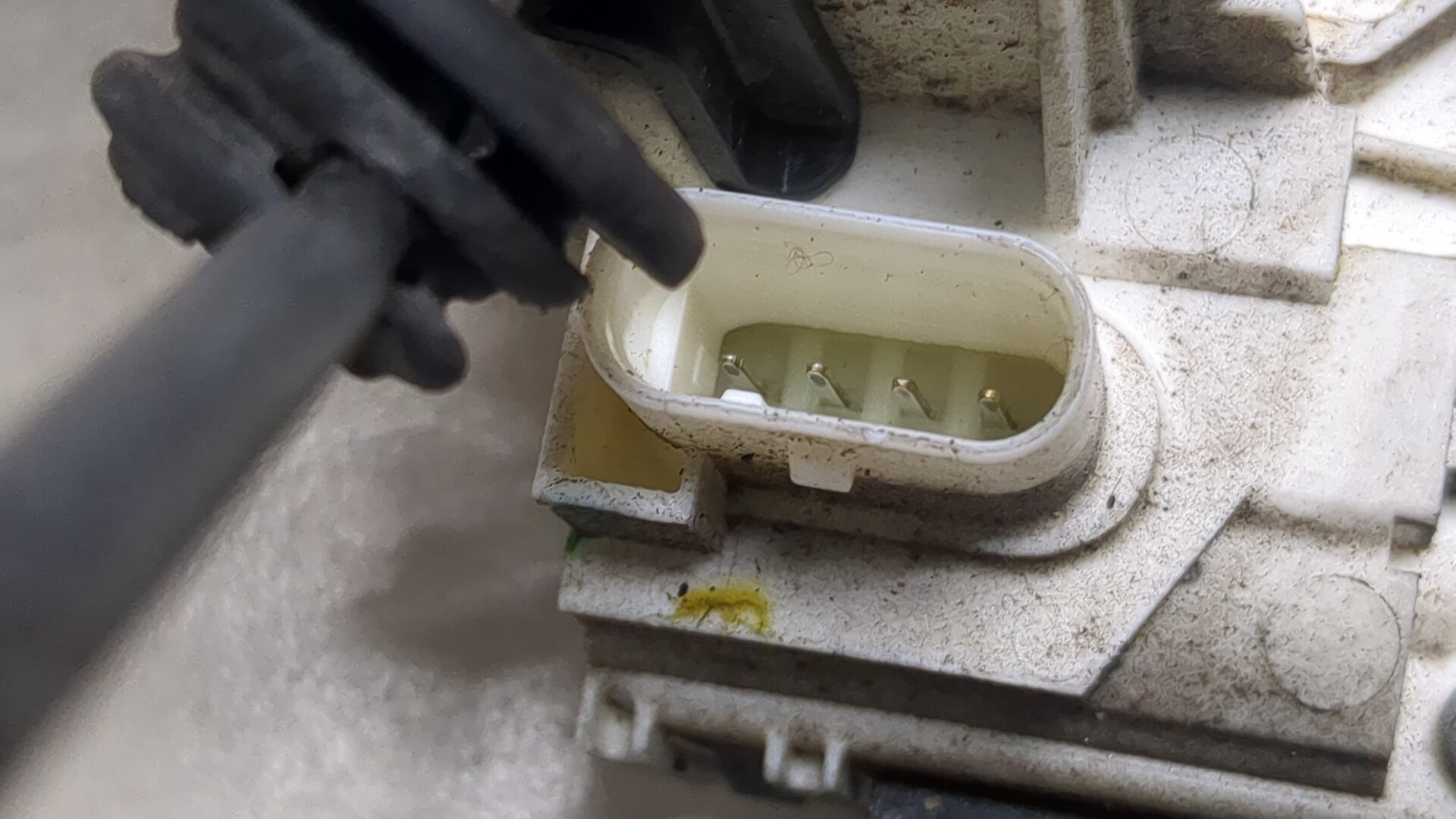 Замок двери задней правой