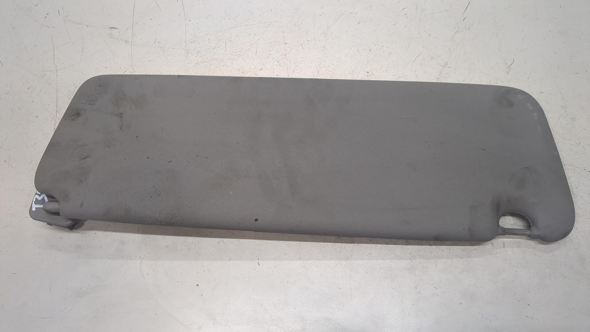 Козырек солнцезащитный