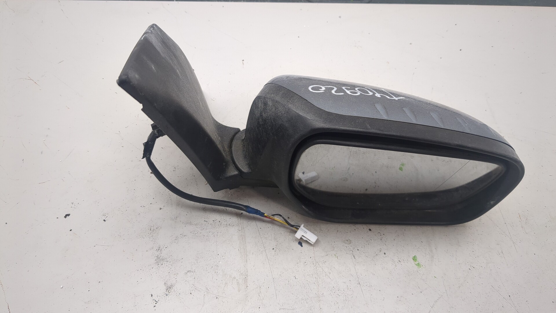 Зеркало правое электрическое