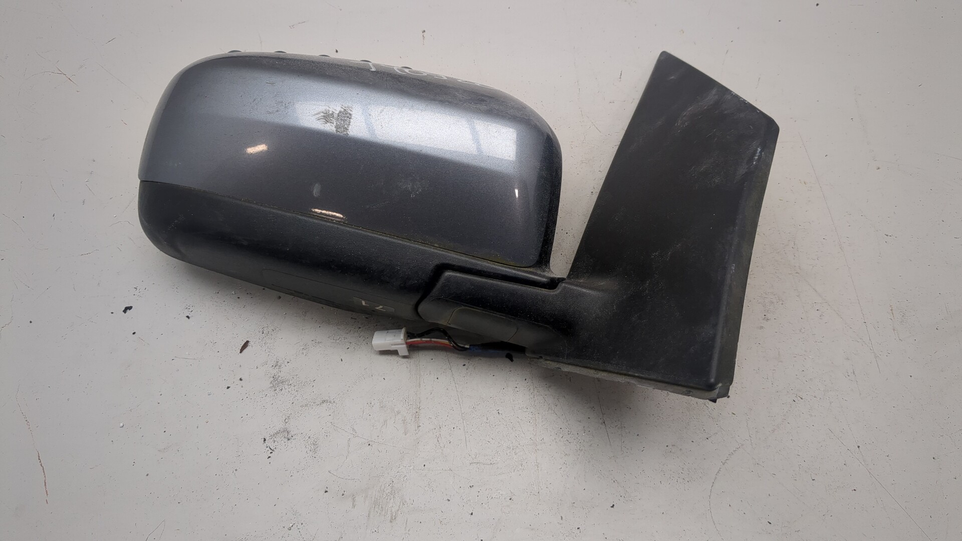 Зеркало правое электрическое