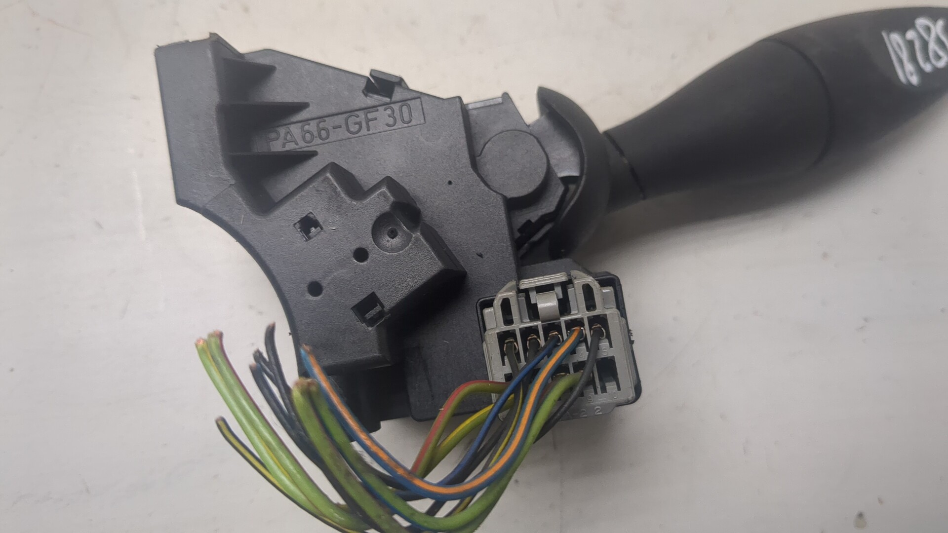 Переключатель поворотов подрулевой