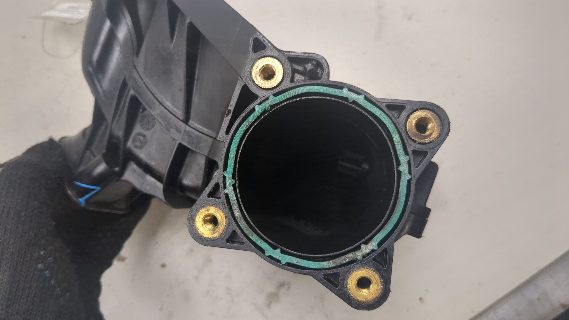 Коллектор впускной