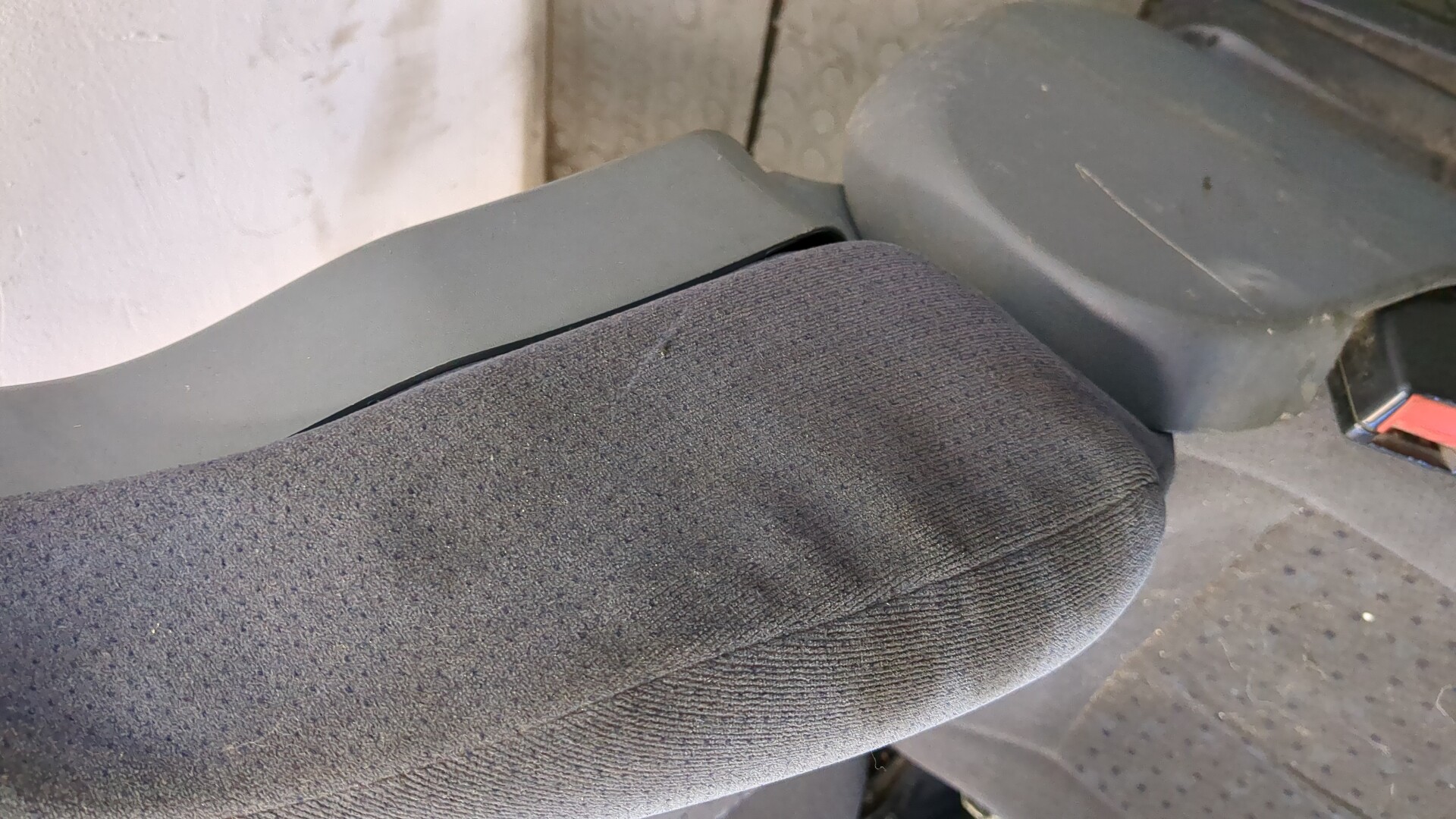 Сиденье салонное