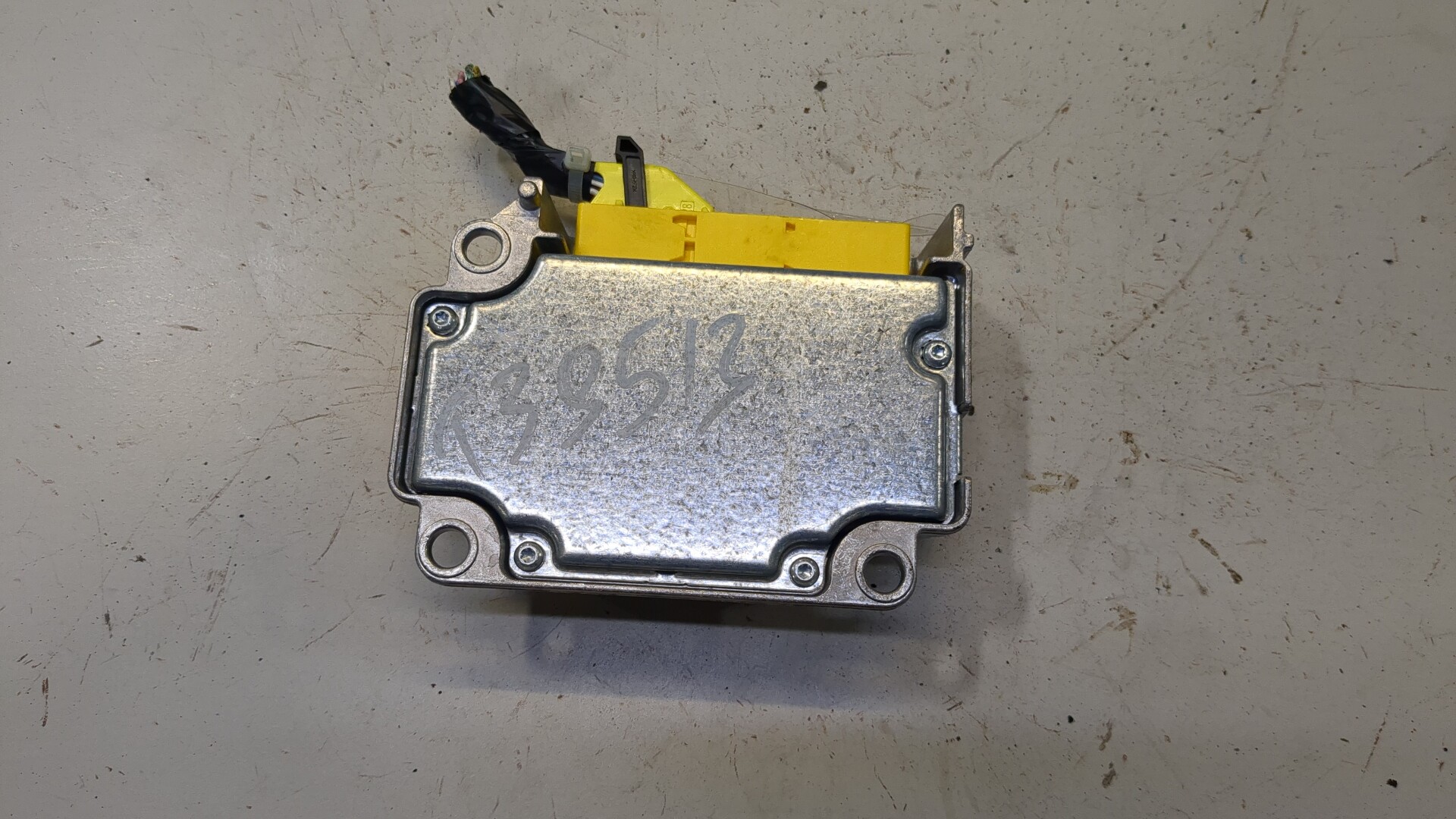 Блок управления подушек безопасности (AIR BAG)