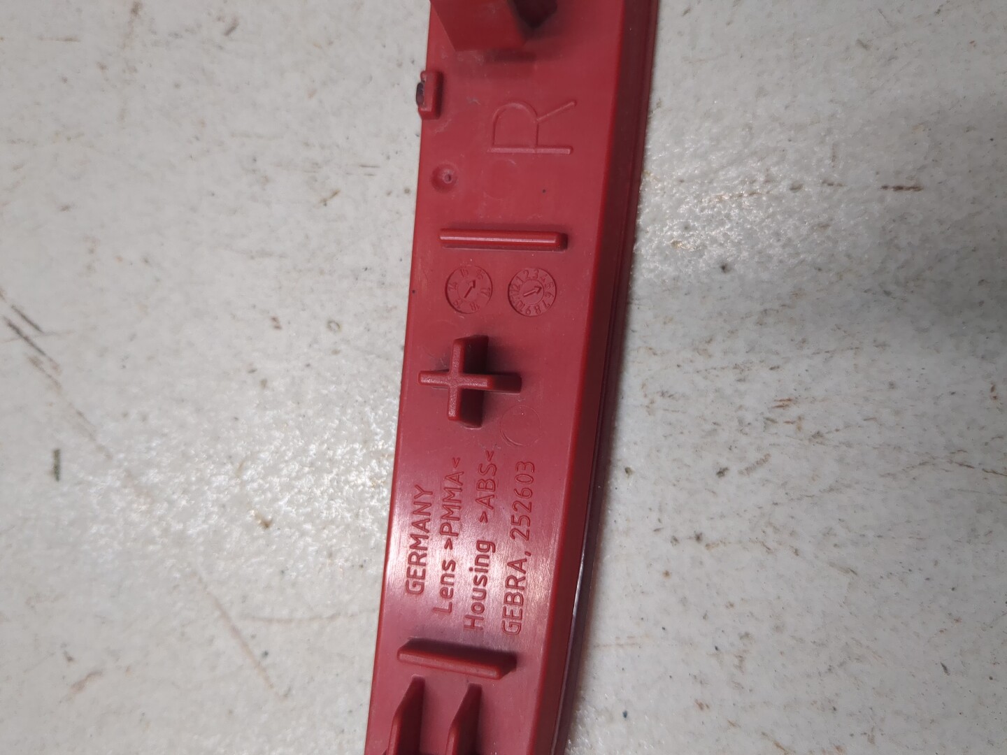 Отражатель в бампер задний правый