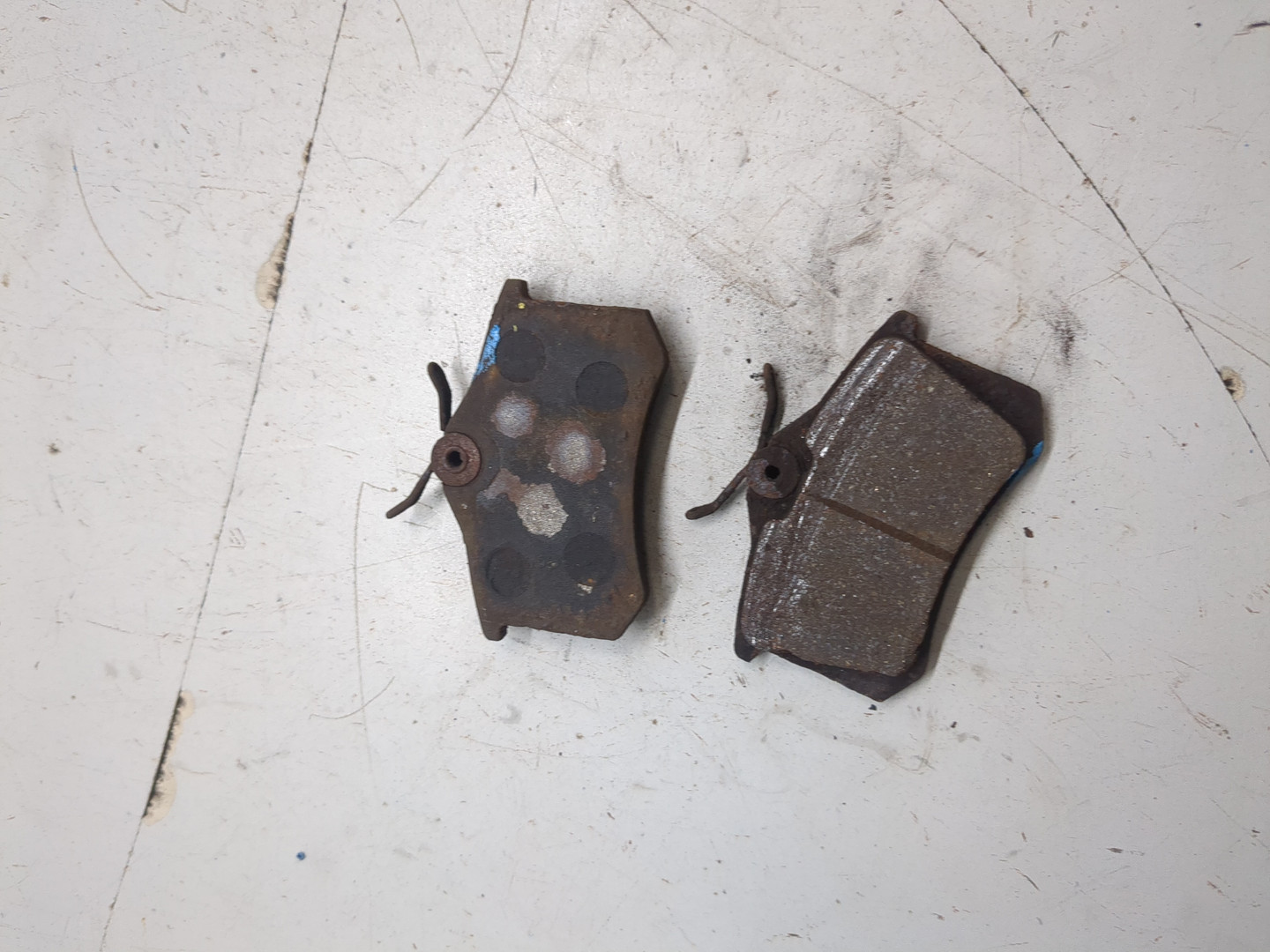 Колодки тормозные задние дисковые к-т