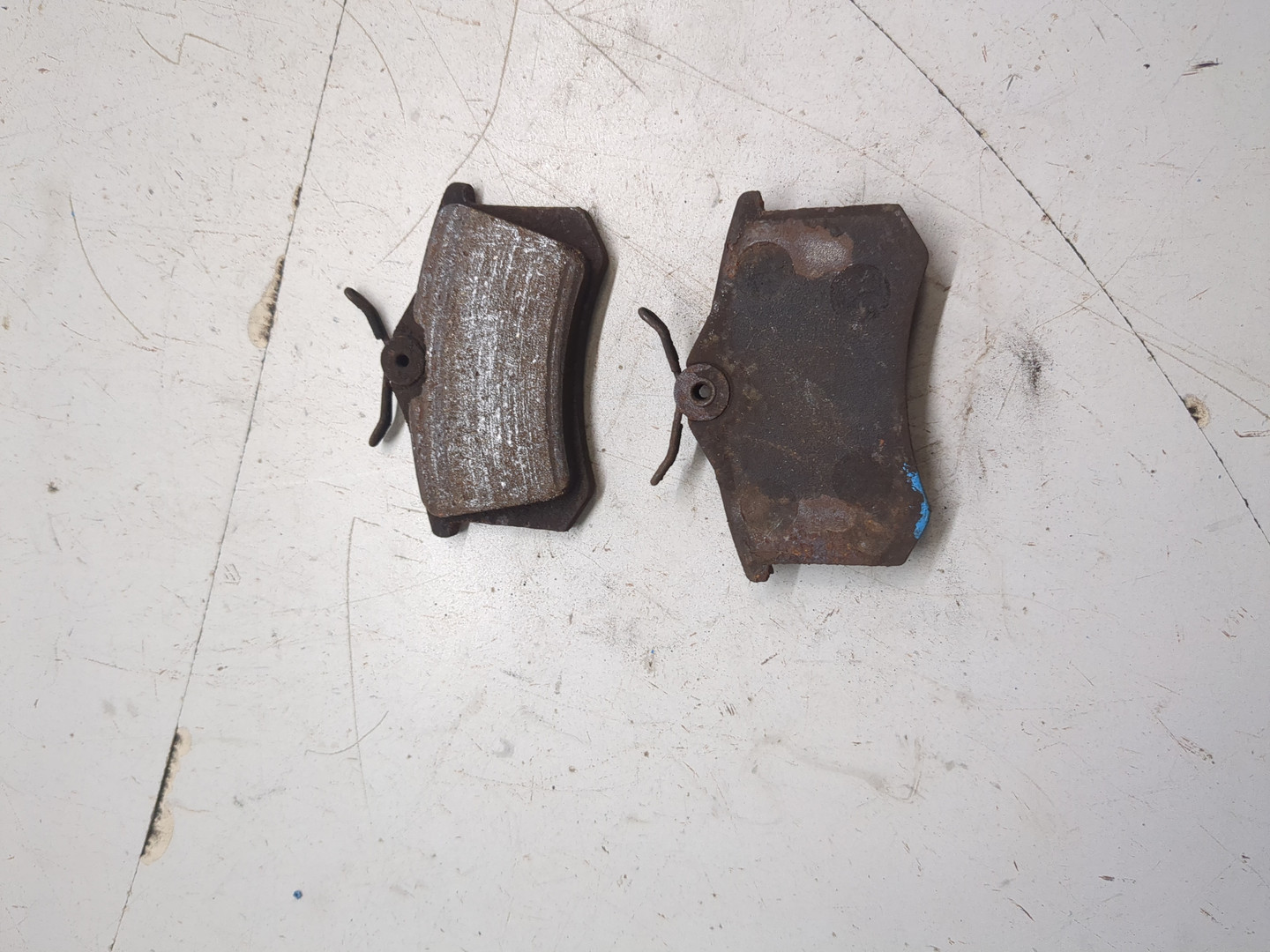 Колодки тормозные задние дисковые к-т