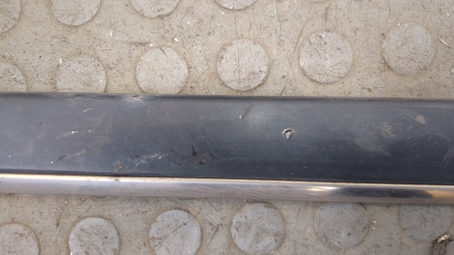 Молдинг двери