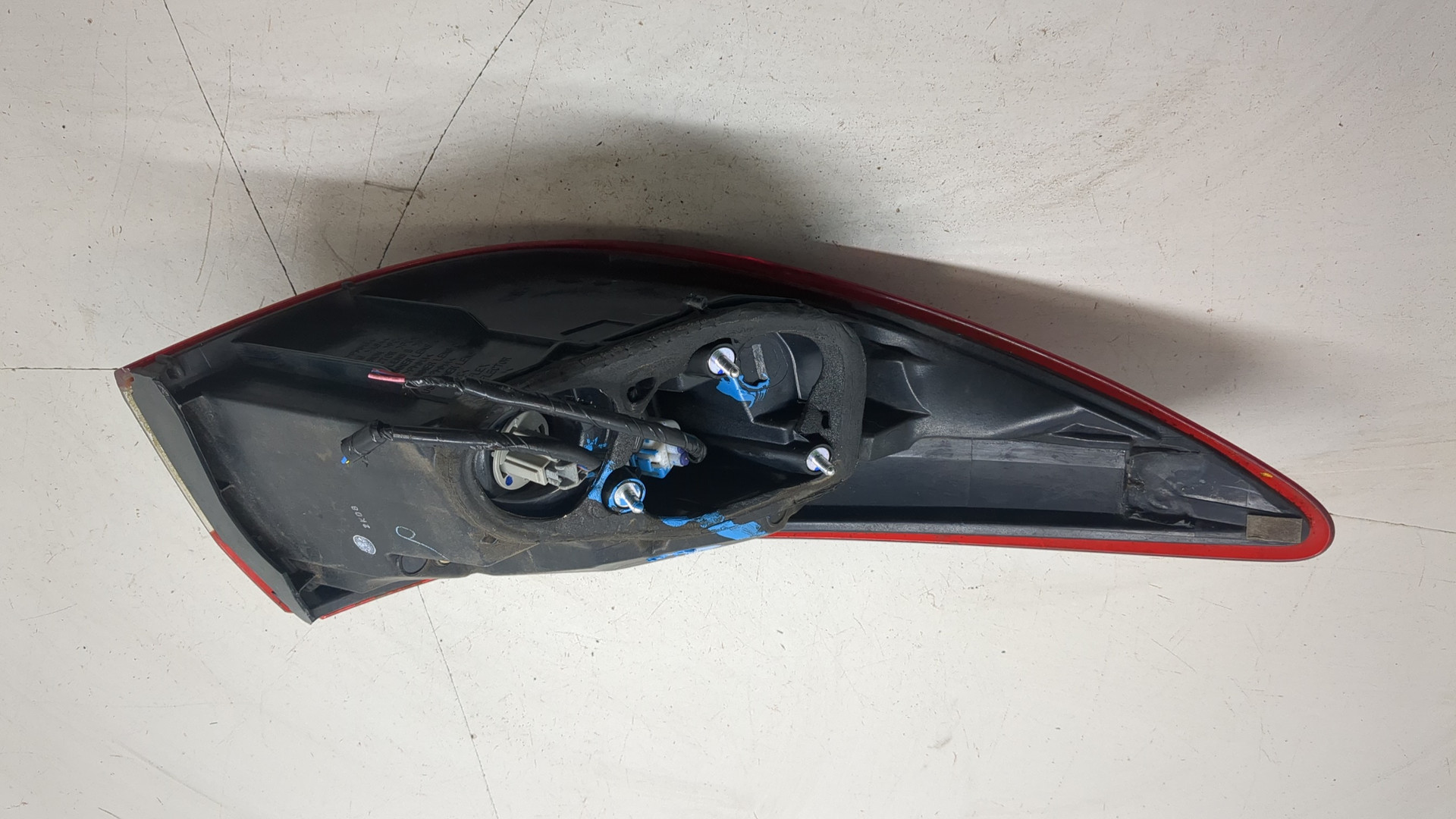 Фонарь задний правый