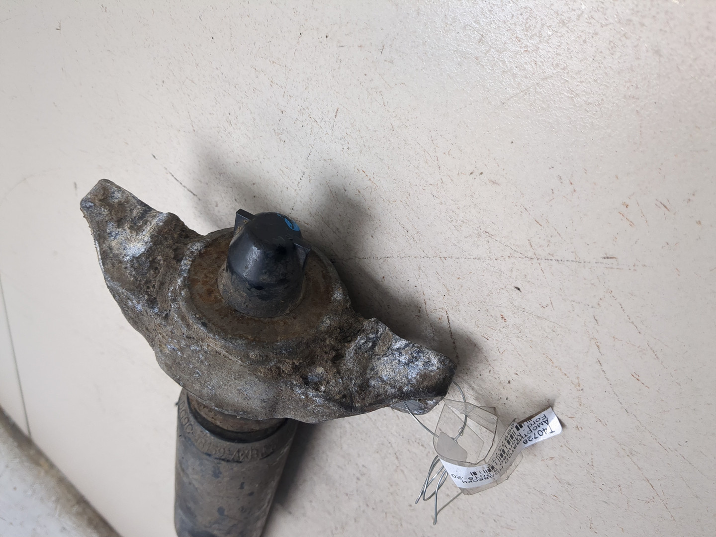 Амортизатор задний (стойка)