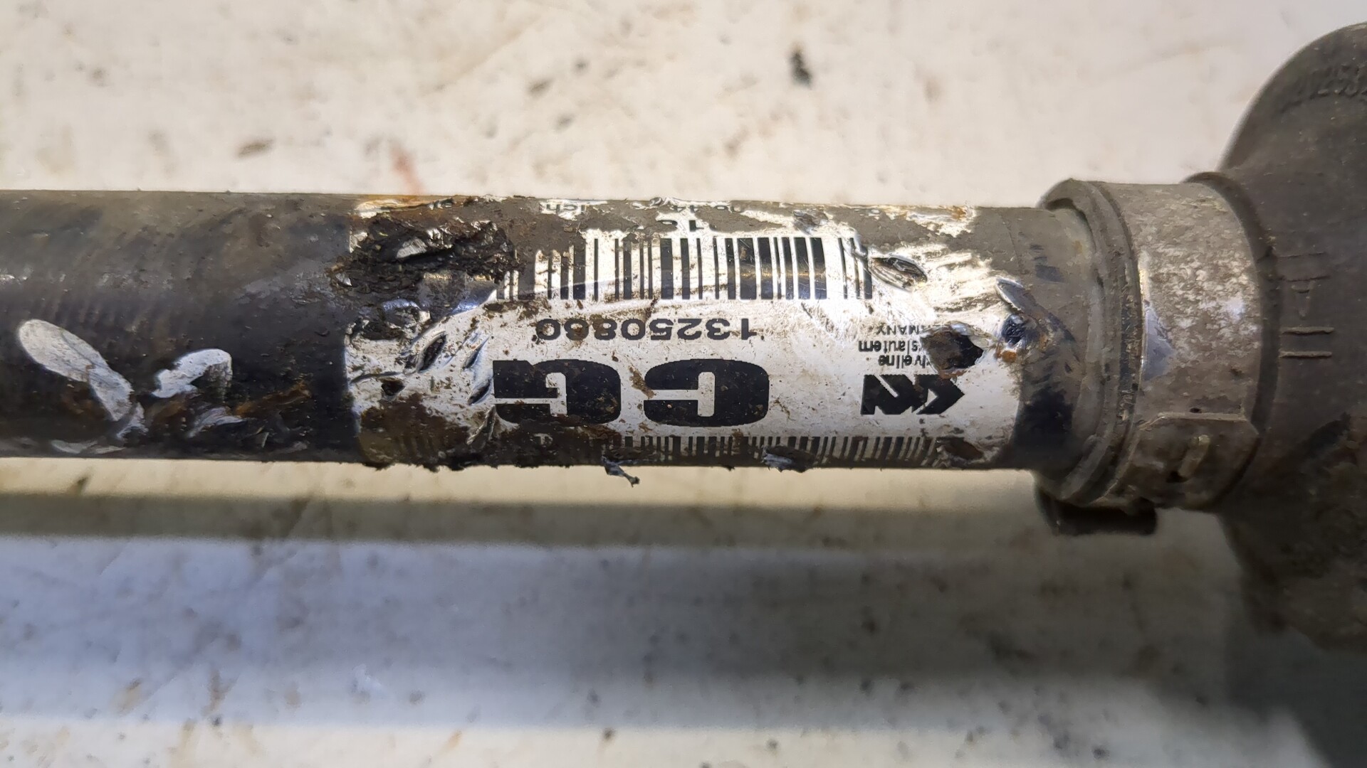 Полуось передняя левая