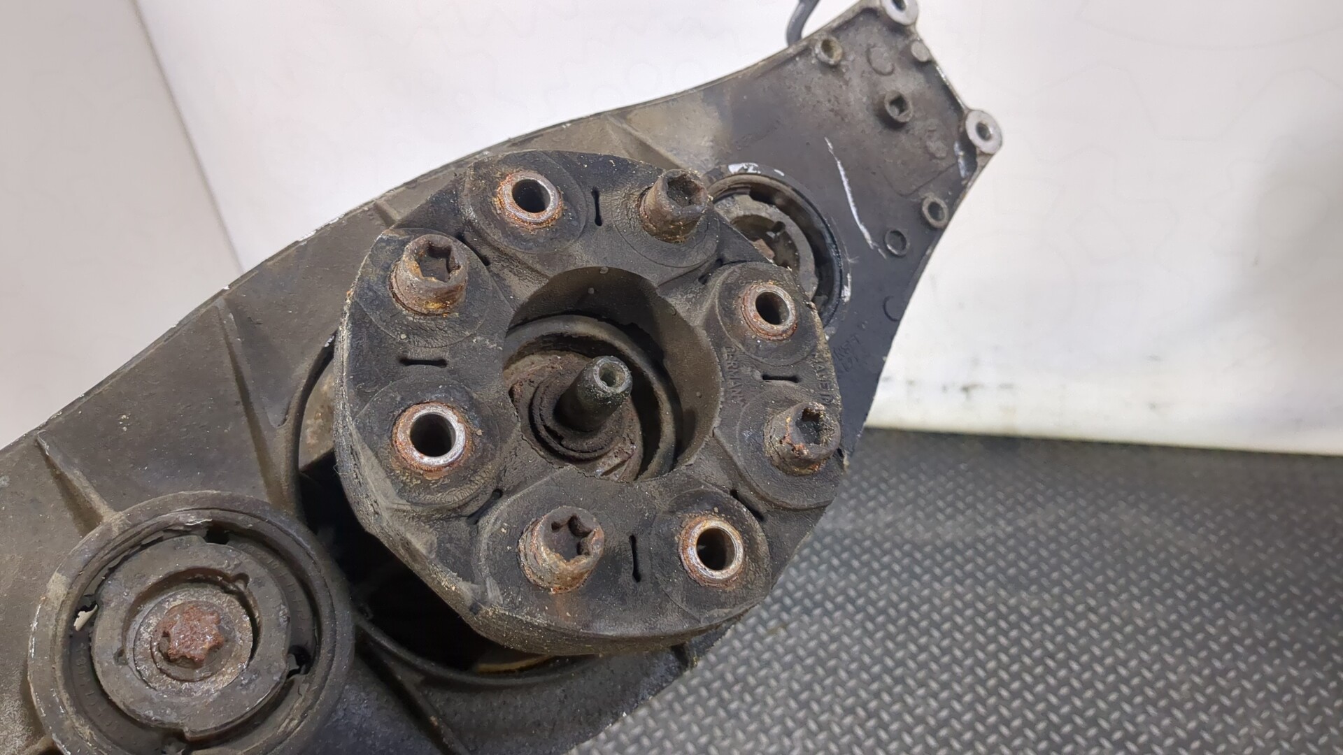 Редуктор заднего моста