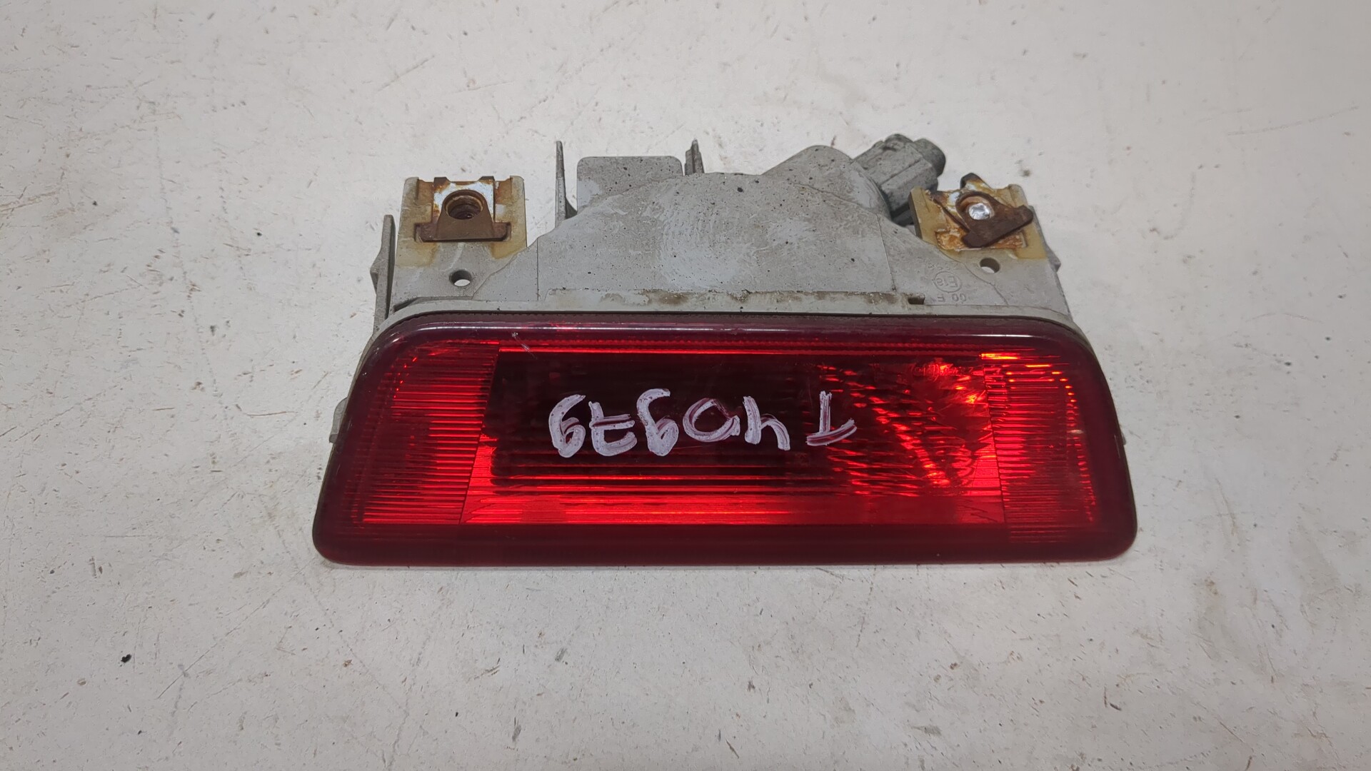 Фара противотуманная правая