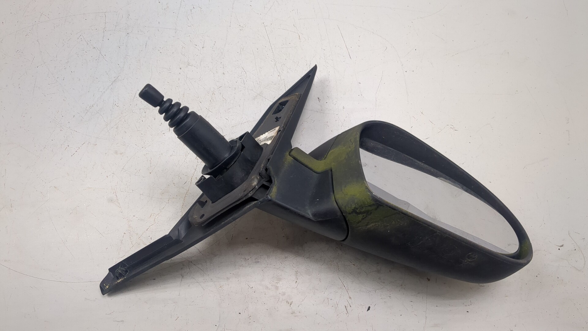 Зеркало правое электрическое