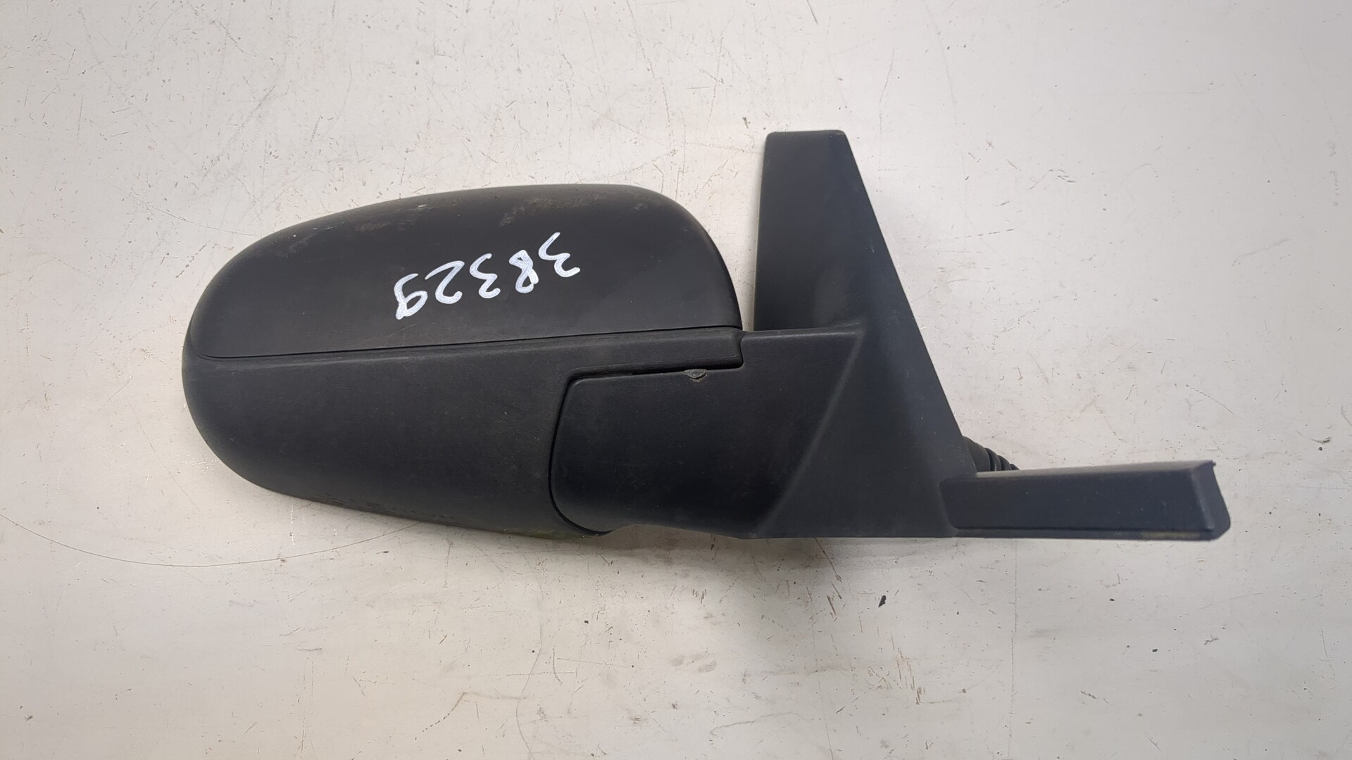 Зеркало правое электрическое