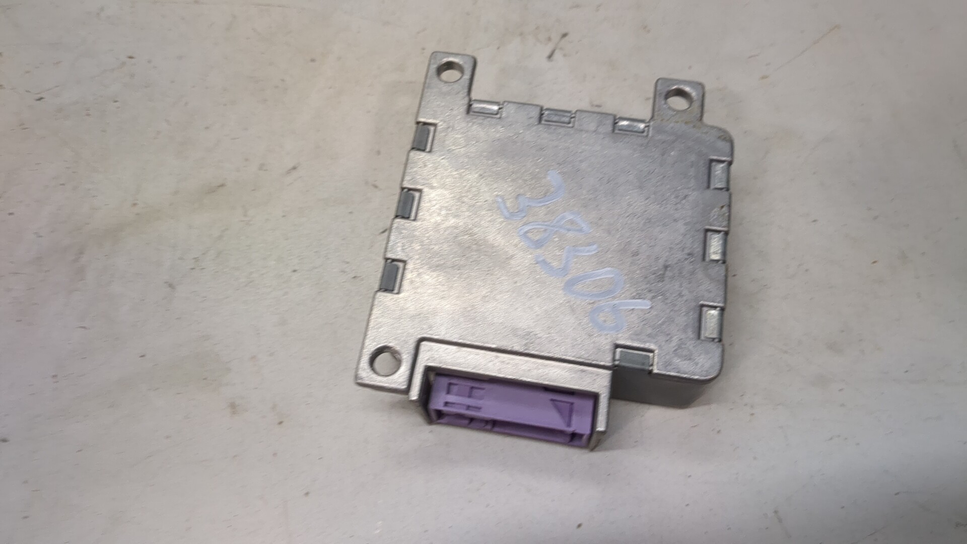 Блок управления подушек безопасности (AIR BAG)