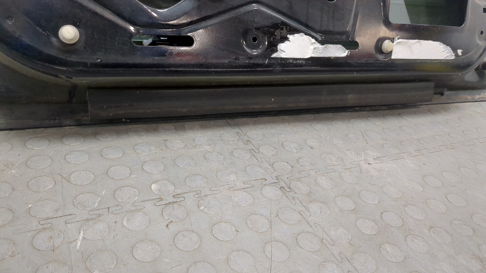 Дверь передняя правая