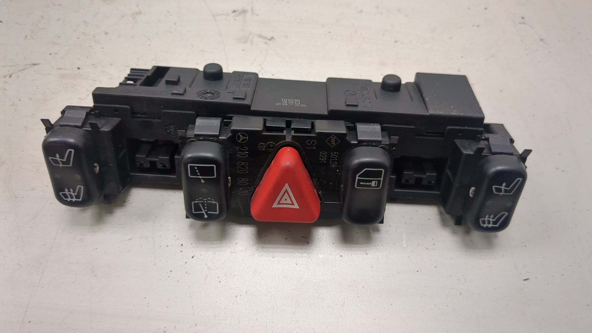 Кнопка аварийной остановки