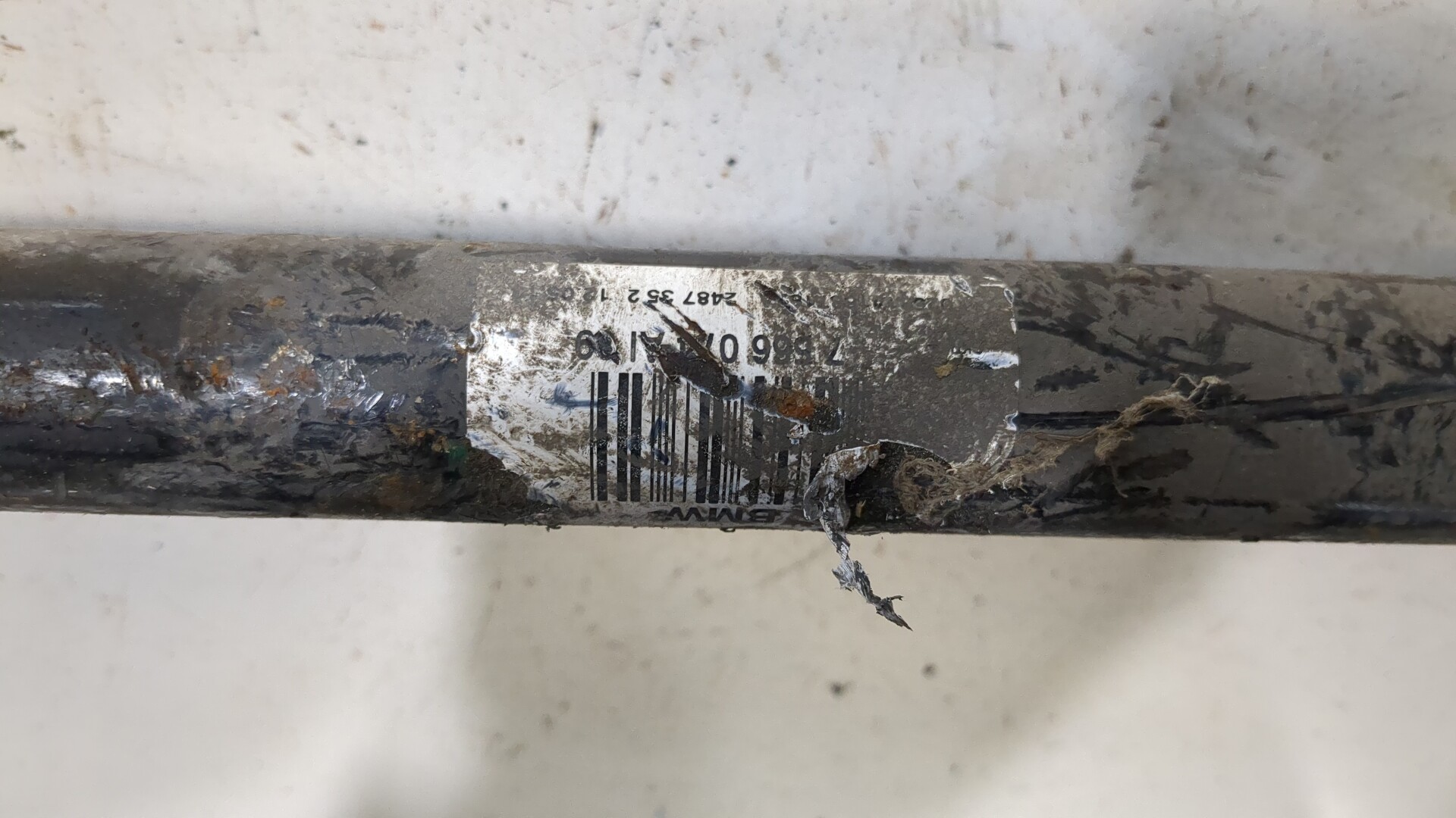 Полуось задняя правая