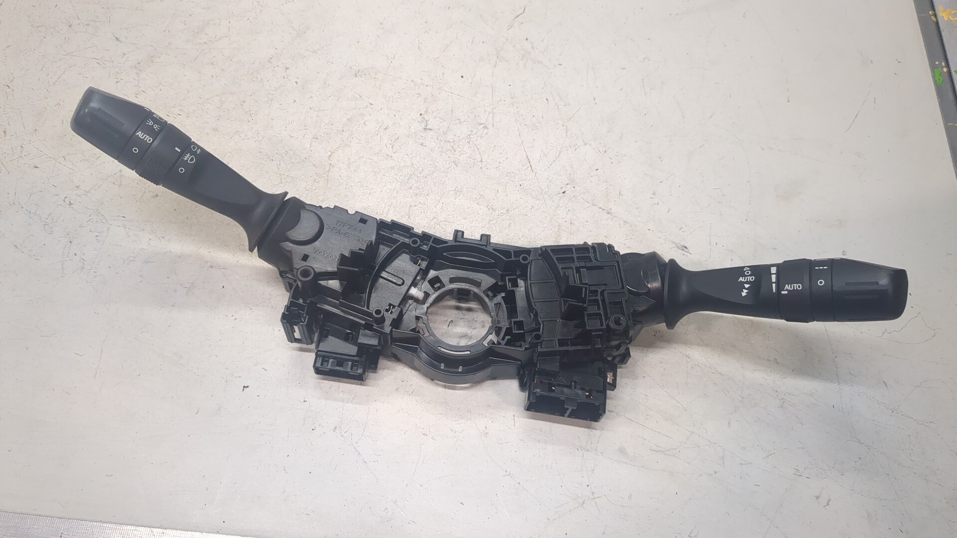 Переключатель подрулевой