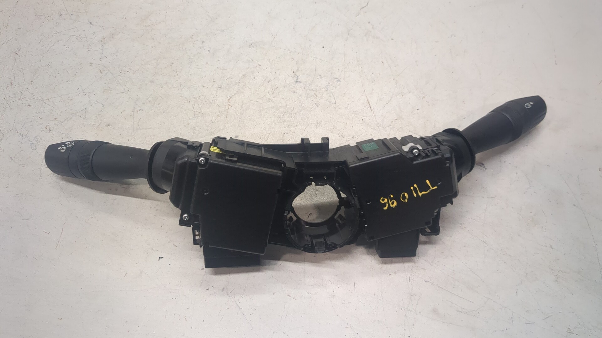 Переключатель подрулевой