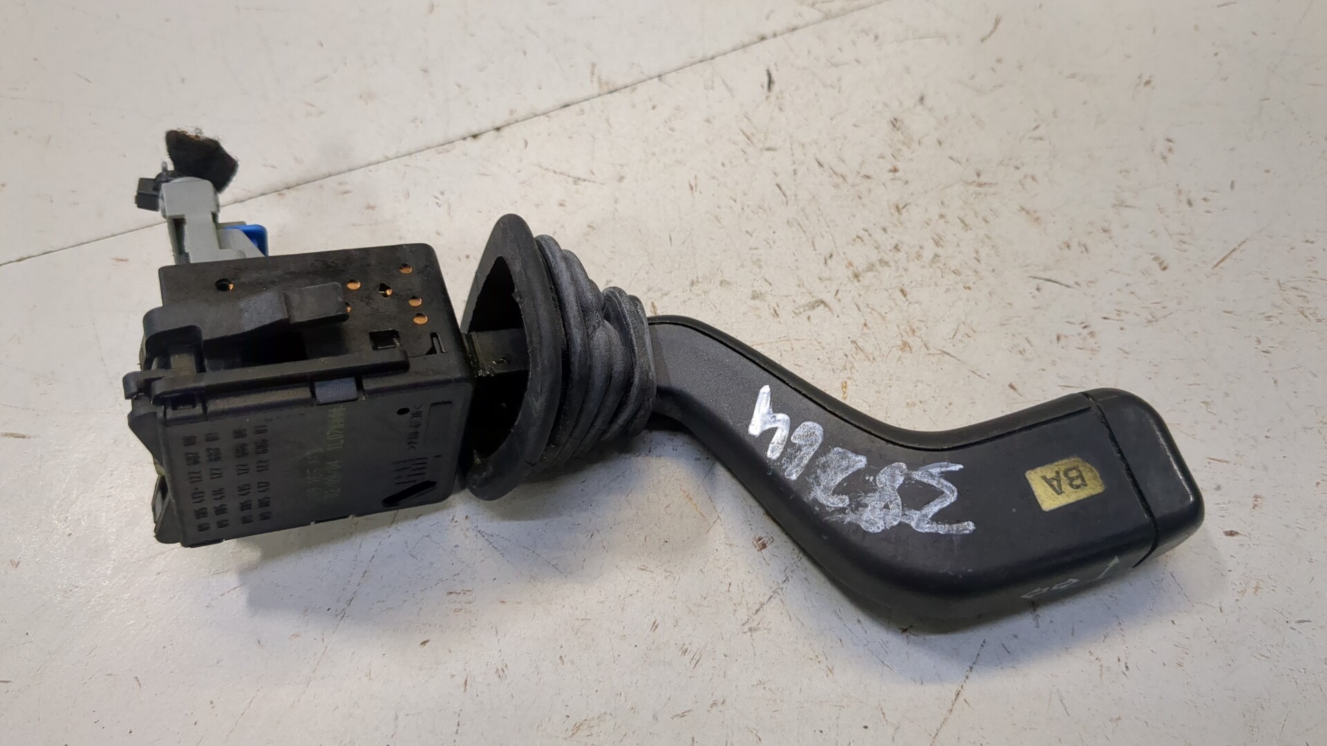Переключатель поворотов подрулевой для Meriva A 2003-2010