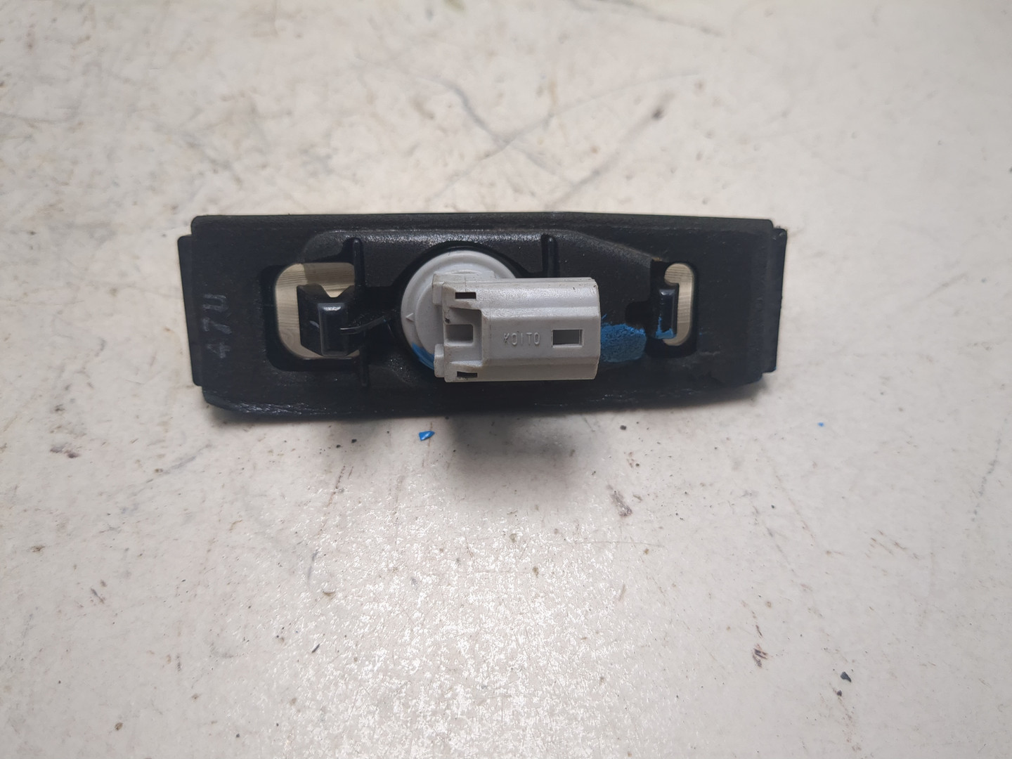 Фонарь подсветки номера