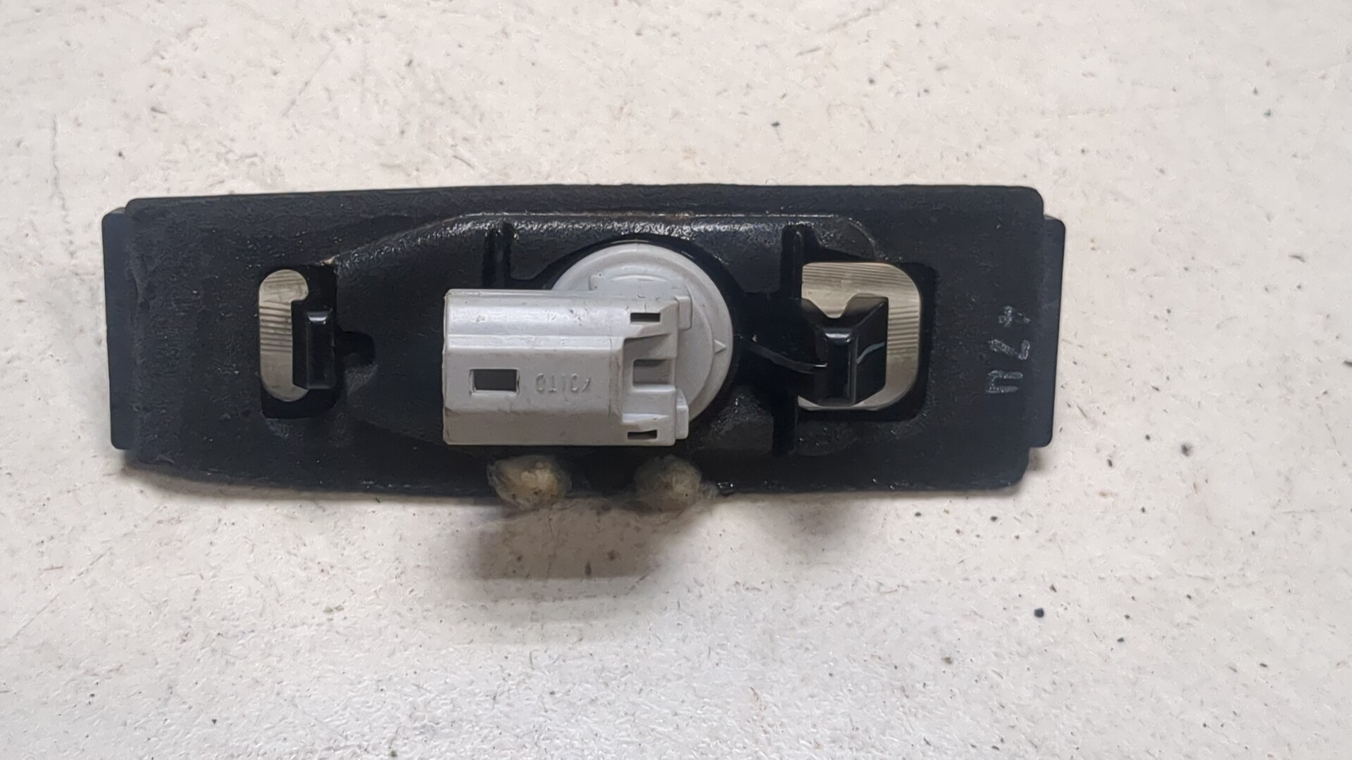 Фонарь подсветки номера