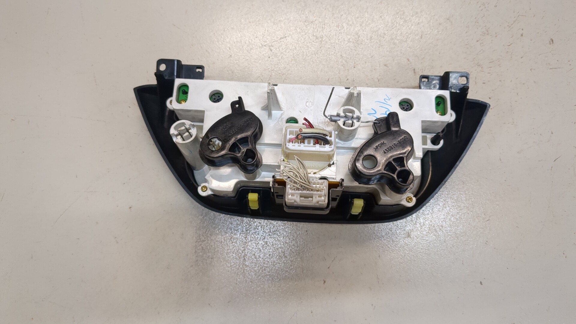 Переключатель отопителя