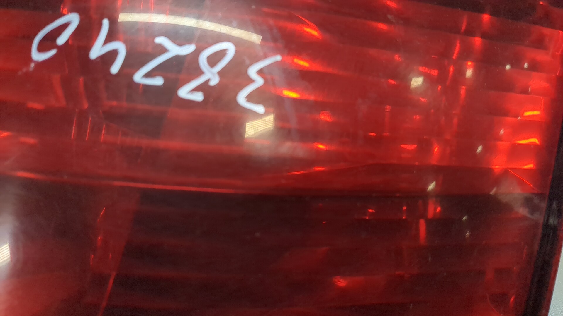 Фонарь задний правый