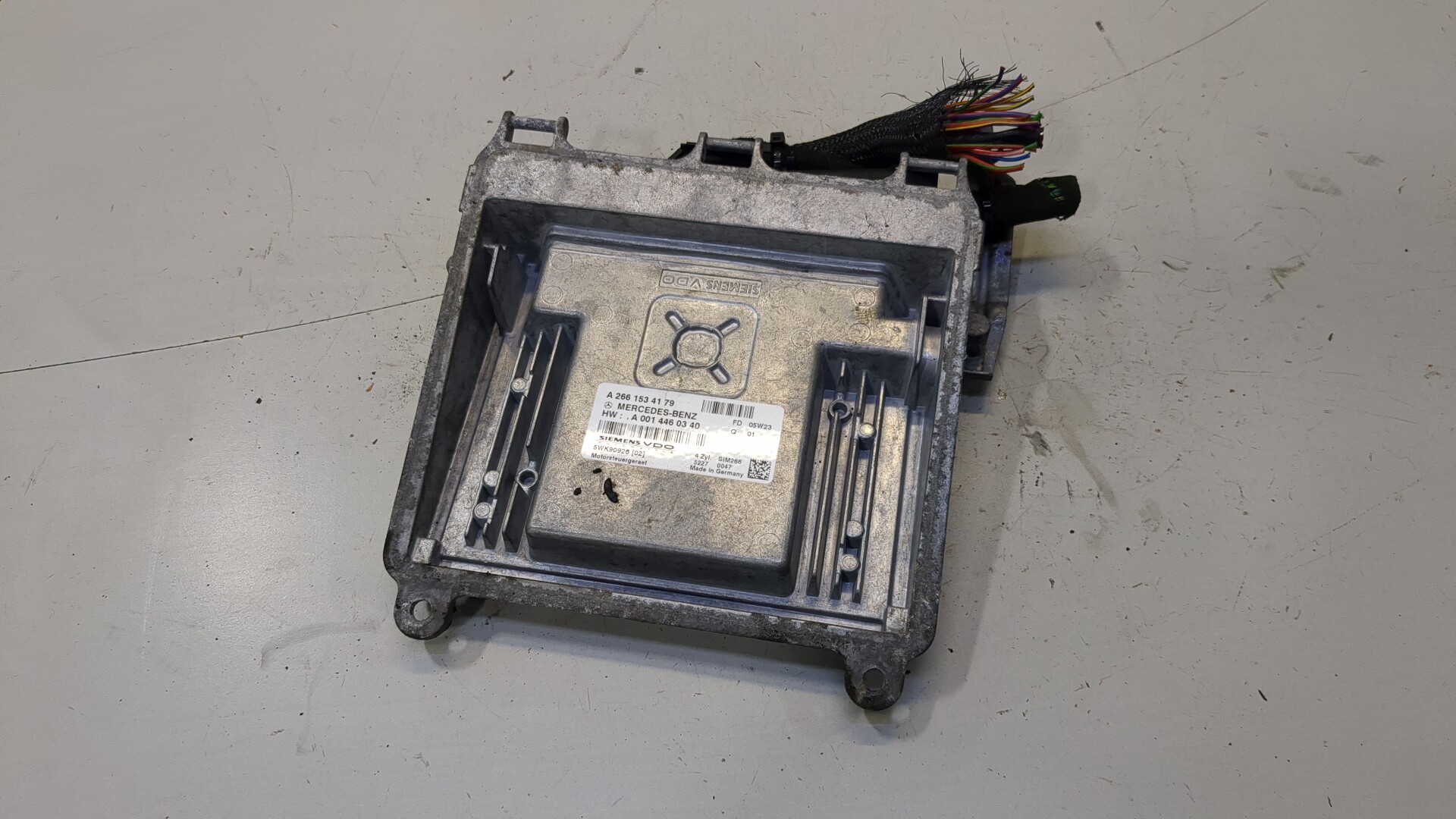 Блок управления двигателем