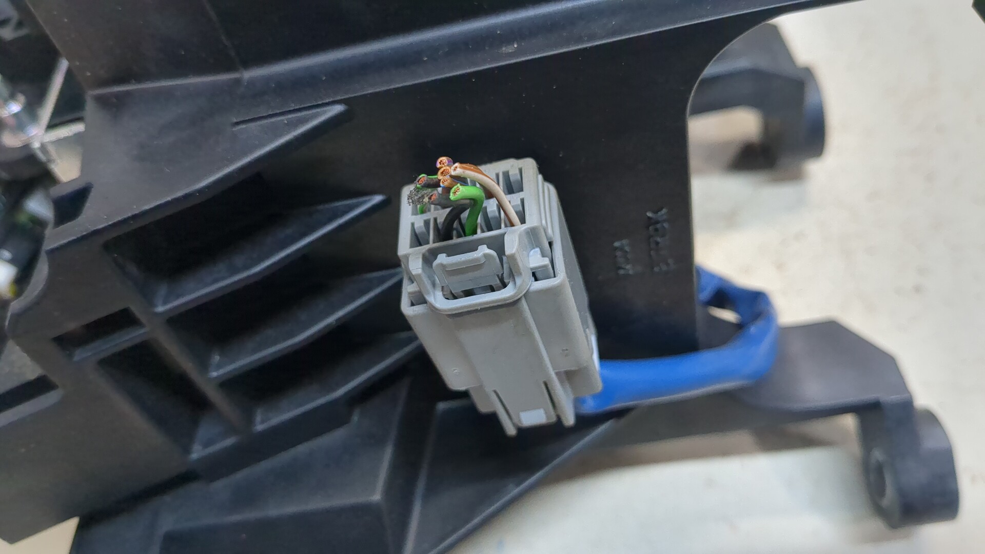 Кулиса МКПП / АКПП