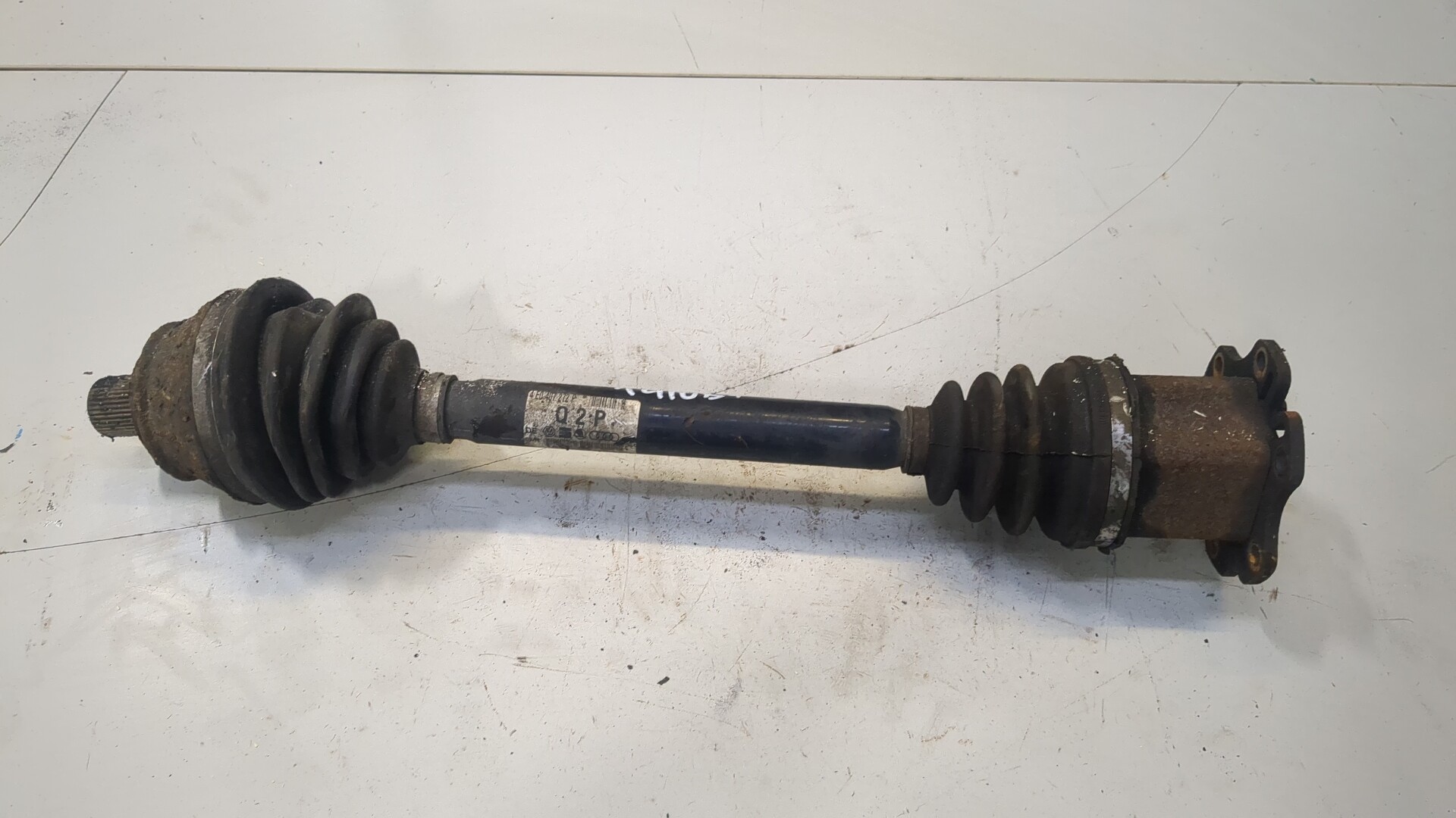 Полуось передняя правая